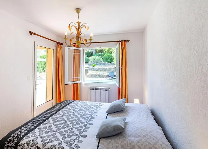 Les 4 B By Interhome Sainte-Maxime